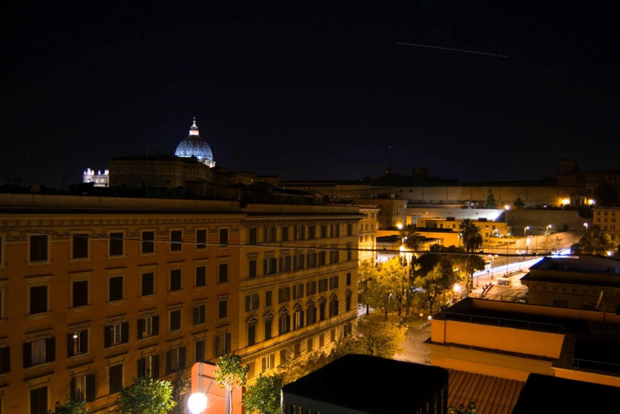 Orange Hotel Roma Exterior foto