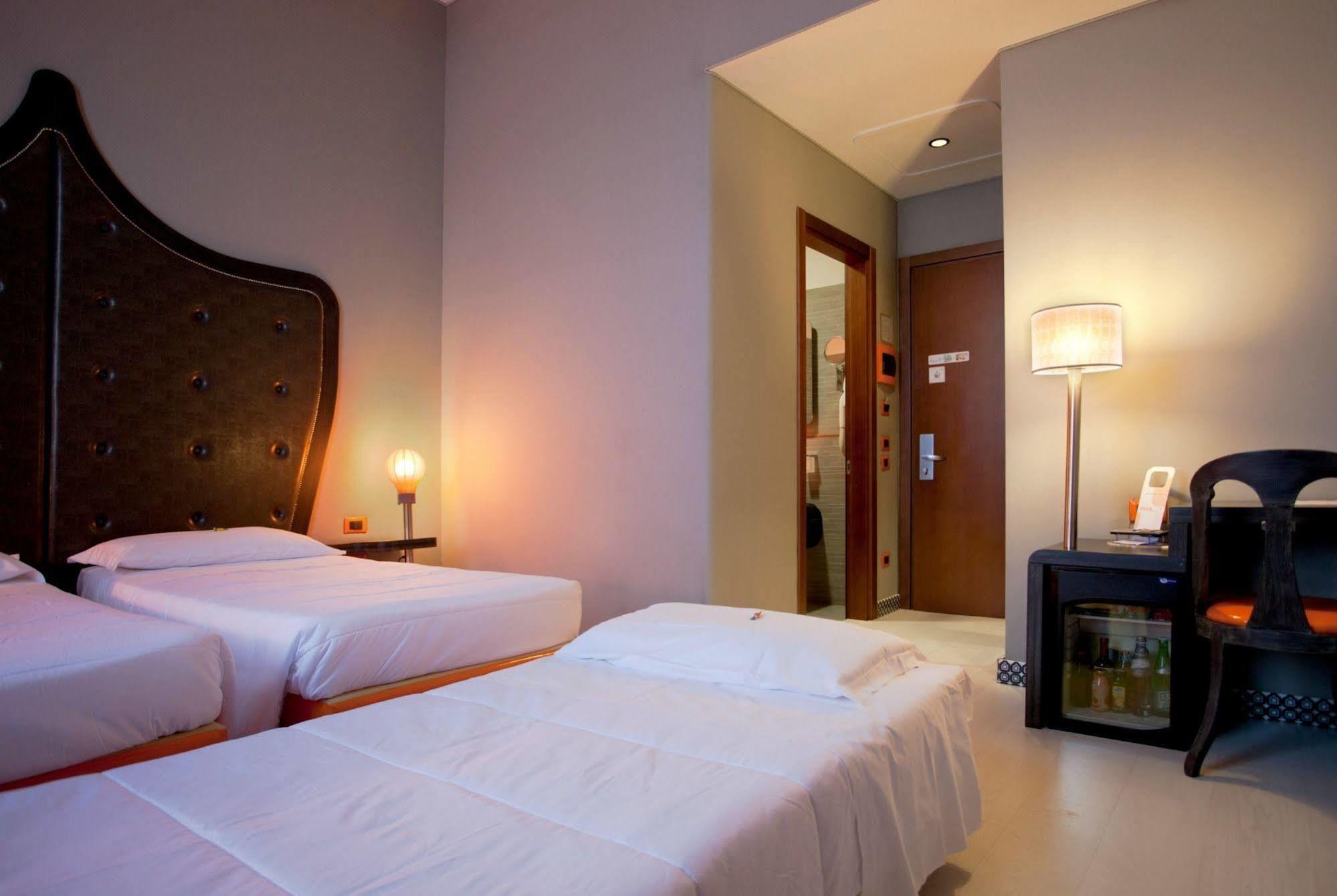 Orange Hotel Roma Exterior foto